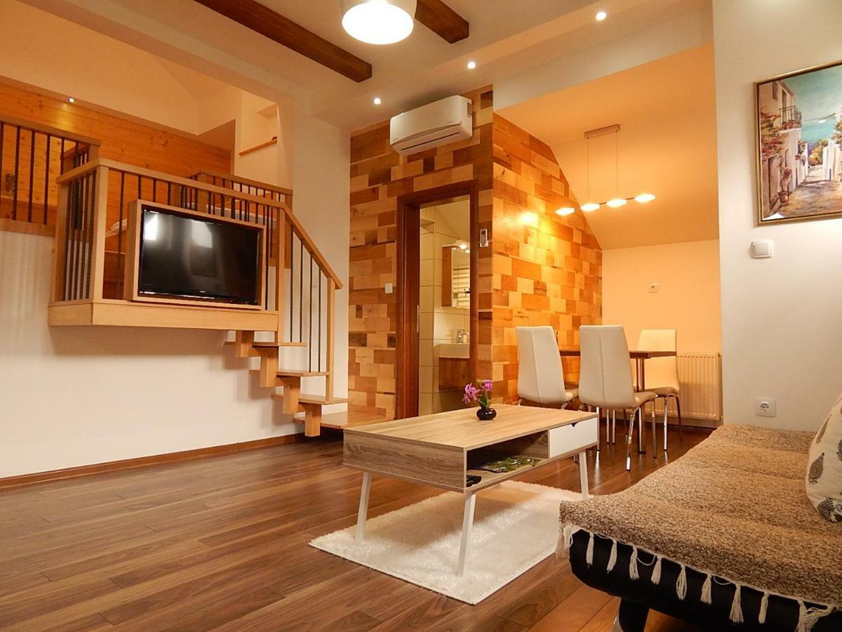 Studio Apartman Lakasa Rakovica Exterior foto